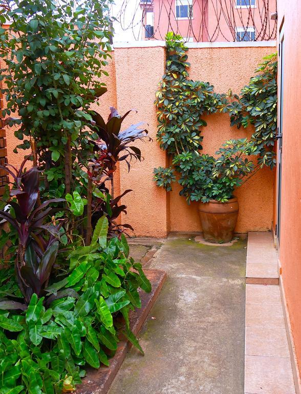 Hotel Acacia Kampala Extérieur photo