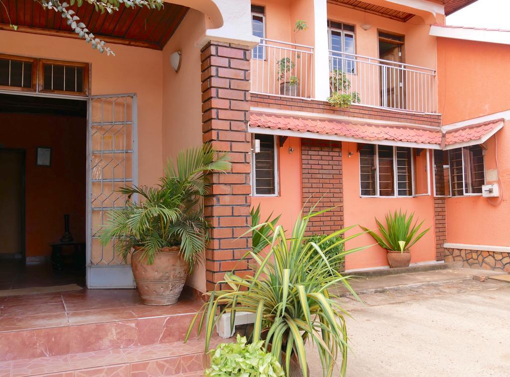 Hotel Acacia Kampala Extérieur photo